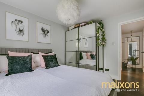 33 Fairfield Close, Mitcham, CR4 3RE