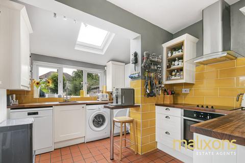 54 Grove Road, Mitcham, CR4 1SA