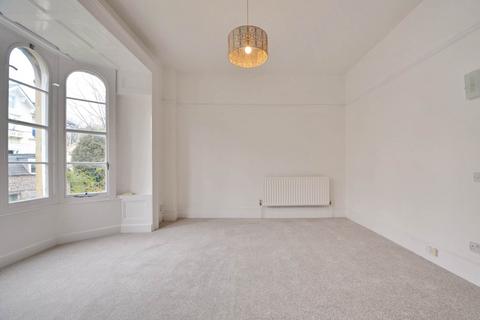 1 bedroom apartment to rent, Sydenham Hill, Cotham