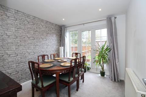 3 bedroom end of terrace house for sale, Burghley Close, Stevenage SG2