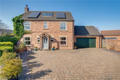 4 bedroom detached house for sale, Harvest Close, York YO32