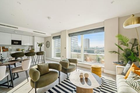 2 bedroom penthouse for sale, Hyde Apartments, London, SW11