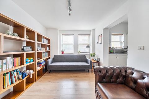 3 bedroom apartment for sale, Athenlay Road, London