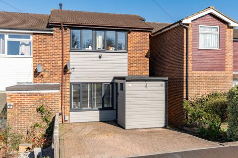 3 bedroom terraced house for sale, Richmond Close, Ware SG12