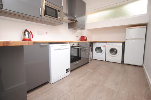 4 bedroom townhouse to rent, Olney Road Walworth SE17