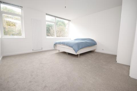 4 bedroom townhouse to rent, Olney Road Walworth SE17