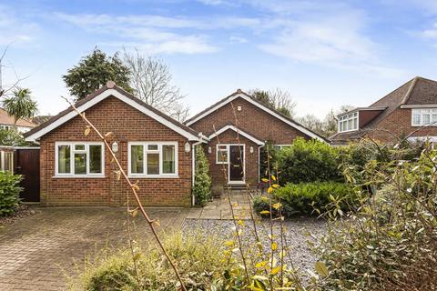 Bramwell Close, Sunbury-on-Thames, Surrey, TW16