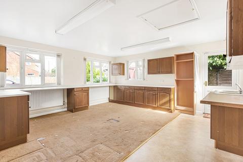 7 Bramwell Close, Sunbury-on-thames, TW16 5PU