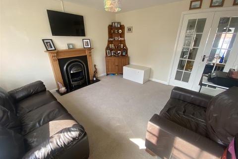 3 bedroom semi-detached house for sale, Ingleby Way, Blyth