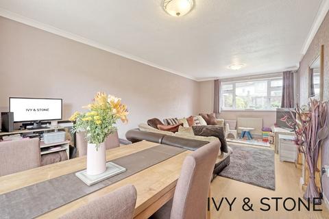 3 bedroom terraced house for sale, Loughton, Essex, IG10