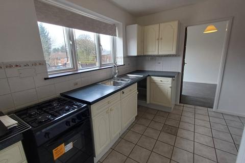 3 bedroom semi-detached house to rent, Howdles Lane, Walsall, West Midlands, WS8