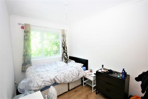 4 bedroom maisonette to rent, Bow, E3 2AX