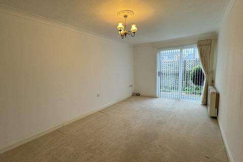 2 bedroom retirement property for sale, Croft Lane, Seaford BN25