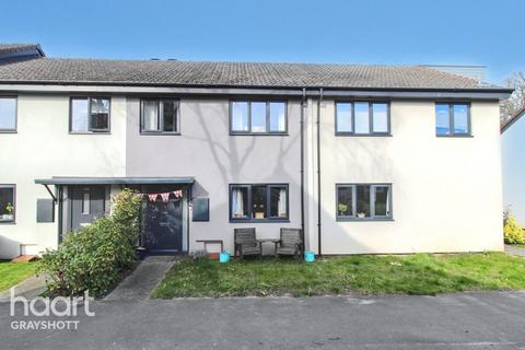 3 bedroom terraced house for sale, St Lucia Park, Bordon