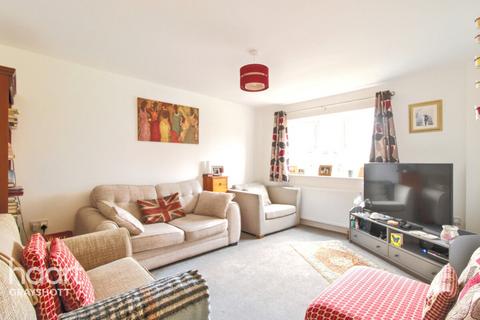 3 bedroom terraced house for sale, St Lucia Park, Bordon