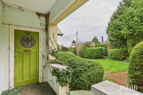 2 bedroom detached bungalow for sale, Newlands Drive, Leominster