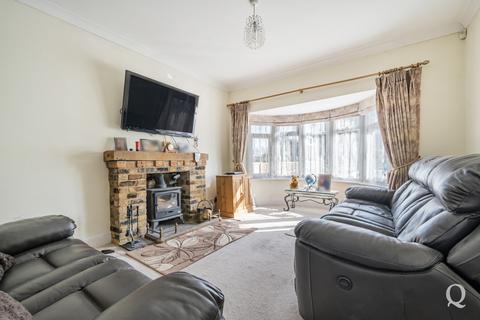 4 bedroom bungalow for sale, Sheppey Way, Bobbing, Sittingbourne, Kent, ME9