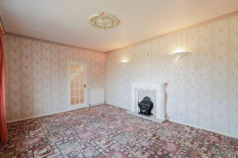 3 bedroom detached house for sale, Hookstone Chase, Harrogate, HG2 7HP