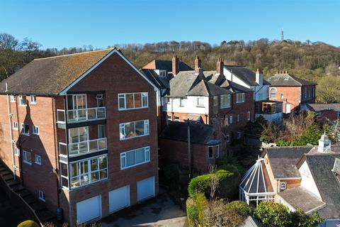 3 bedroom flat for sale, Filey Road, Scarborough