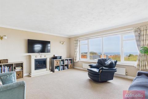 3 bedroom flat for sale, Filey Road, Scarborough