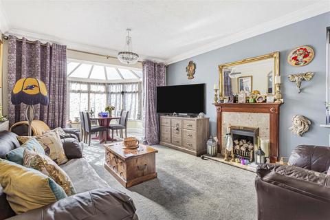 5 bedroom detached house for sale, The Wickets, Ashford TW15