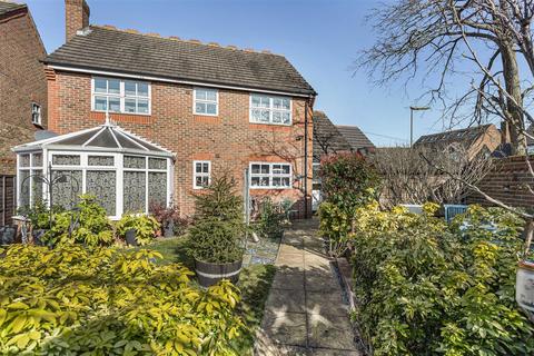 5 bedroom detached house for sale, The Wickets, Ashford TW15