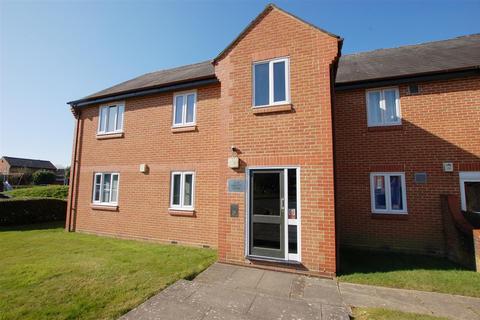 1 bedroom apartment to rent, Arundel Close, Tonbridge