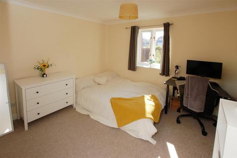 1 bedroom apartment to rent, Arundel Close, Tonbridge