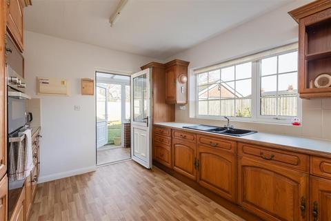 2 bedroom detached bungalow for sale, West Garth, Sherburn, Malton