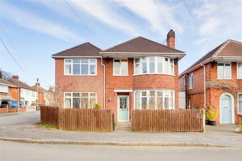 Kingrove Avenue, Beeston NG9