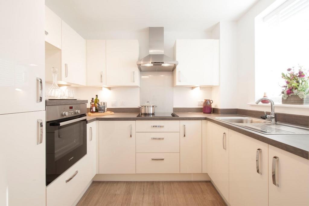 Show Apartment Kitchen