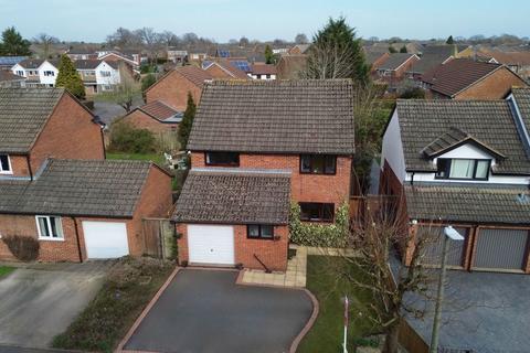 4 bedroom detached house for sale, Kemerton Way, Monkspath