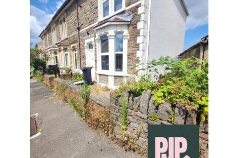 1 bedroom house to rent, Clarence Road, Bristol BS16