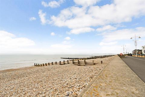 2 bedroom detached bungalow for sale, The Steyne, Bognor Regis