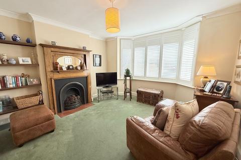 32 Blackford Road, Shirley, Solihull, B90 4BT