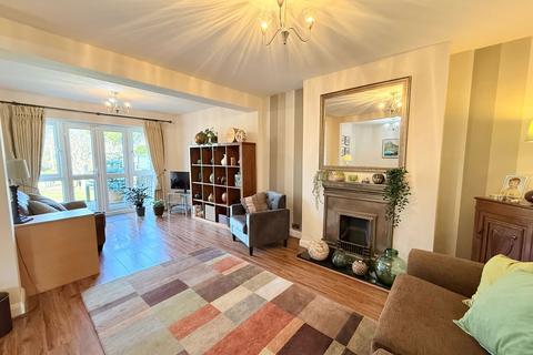 32 Blackford Road, Shirley, Solihull, B90 4BT