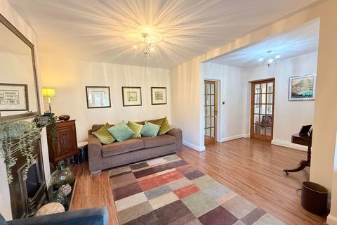 32 Blackford Road, Shirley, Solihull, B90 4BT