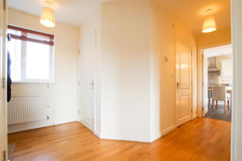 2 bedroom apartment to rent, Stanley Avenue, Cambridge CB4