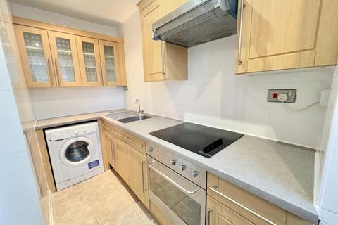 2 bedroom maisonette to rent, Wellesley Road, Croydon