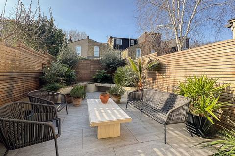 4 bedroom terraced house for sale, Leahurst Road, Hither Green, London, SE13