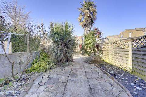 3 bedroom terraced house for sale, Benin Street, Hither Green, London, SE13