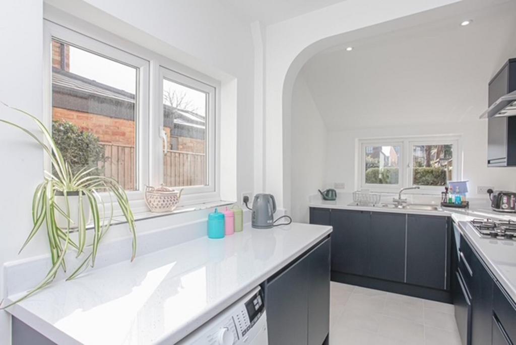 Kitchen 3.jpg