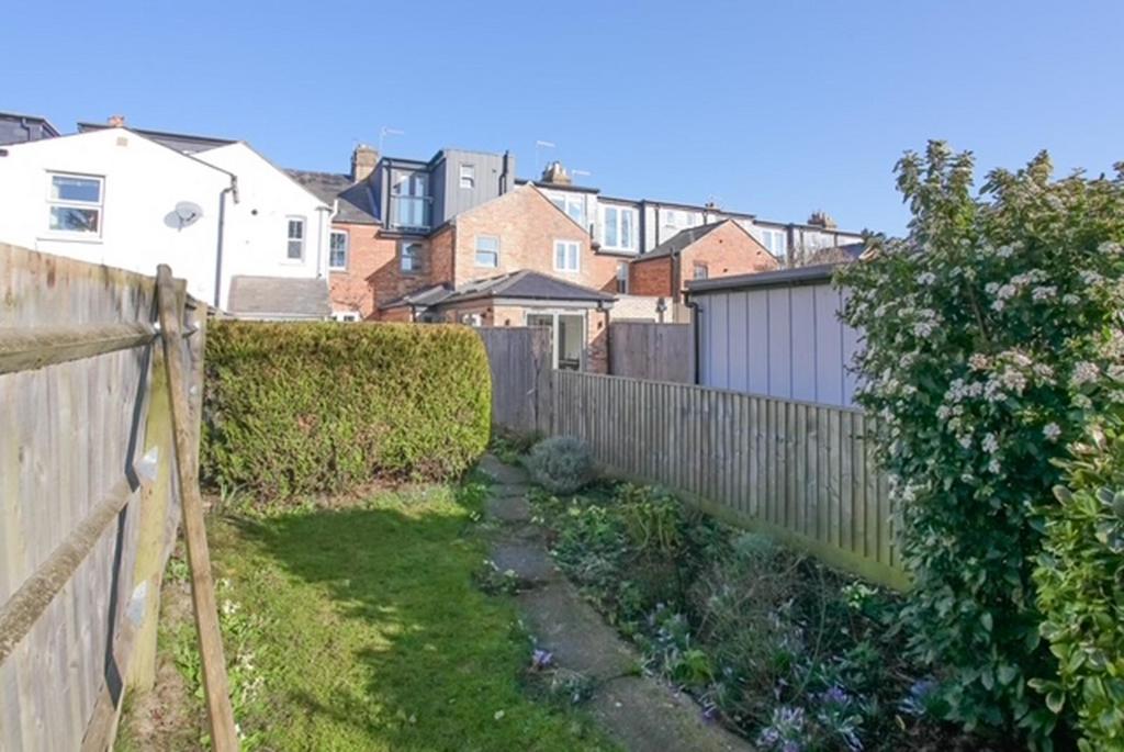 56 Harpes Road rear 2.jpg