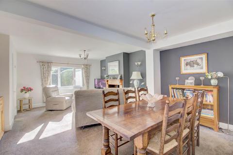 4 bedroom semi-detached house for sale, 6 Dauntsey Road, Great Somerford