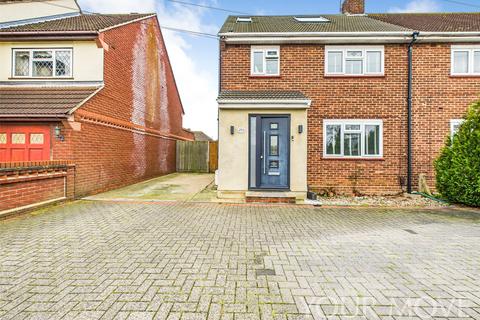 4 bedroom semi-detached house for sale, Abbs Cross Lane, Hornchurch RM12