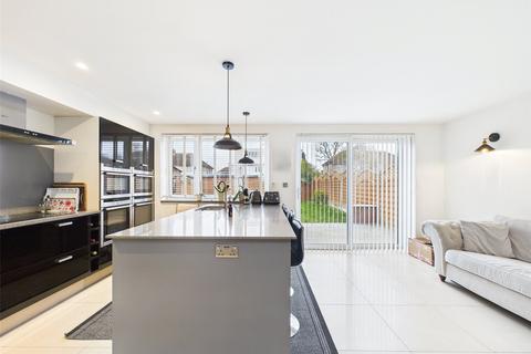 292 Abbs Cross Lane, Hornchurch, RM12 4YD