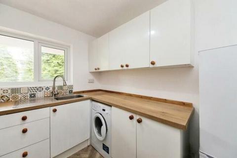 2 bedroom flat for sale, Croftleigh Gardens, Kingslea Road, Solihull