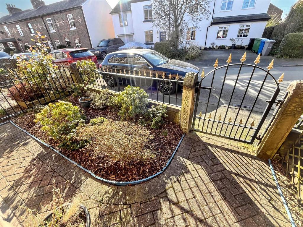 Front Gardens