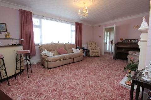 8 Brundall Crescent, Cardiff, CF5 4RU