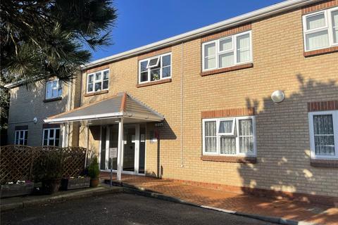 2 bedroom retirement property for sale, Southend Road, Hockley, Essex, SS5